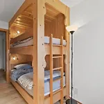 A&y Zum Goldenen Hirsch By Interhome