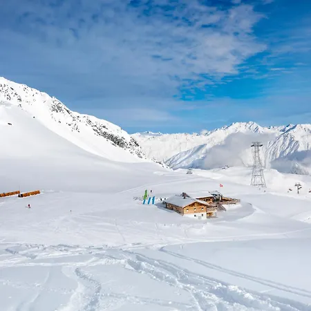 A&y Zum Goldenen Hirsch By Interhome